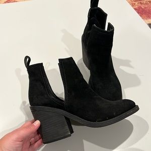 Steve Madden Booties